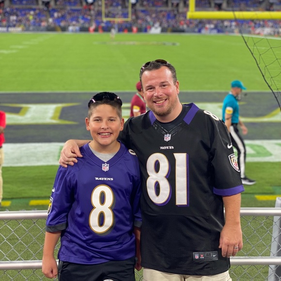 Meet your Posher, Shawn - Picture 2 of 3